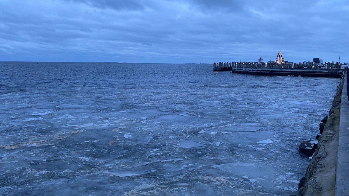 Power Crews, Plow Drivers Prepare for Storm - Vimarsana News
