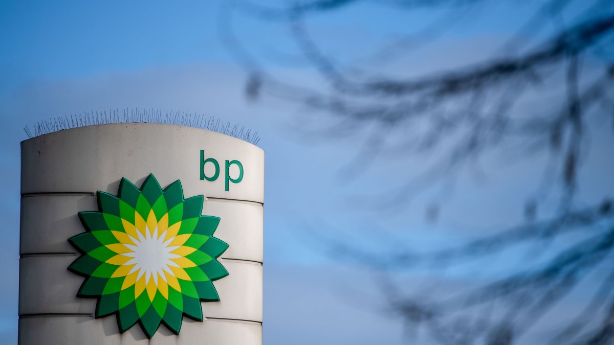 BP CEO Says Oil and Gas Giant Is a 'Greening Company,' Refutes Greenwashing Accusations – NBC Connecticut - Vimarsana News