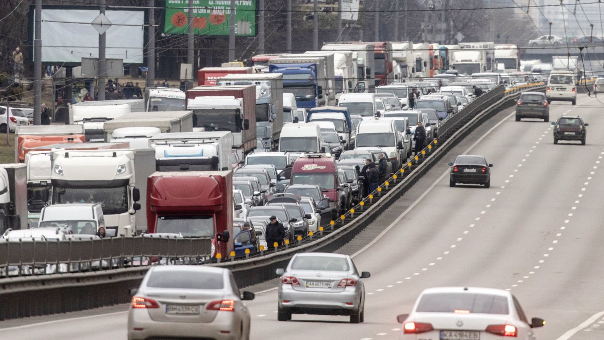 Renault, Hyundai and VW Have Most Exposure to Russian Car Market - Vimarsana News