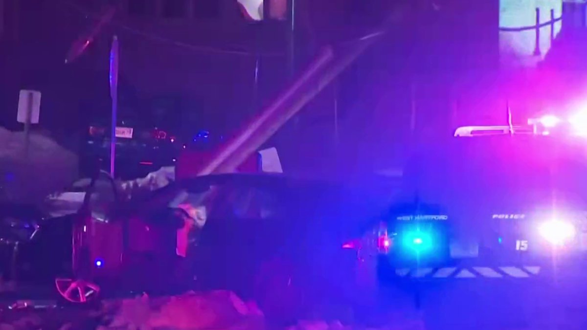 Crash Closes Part of New Britain Avenue in West Hartford – NBC Connecticut