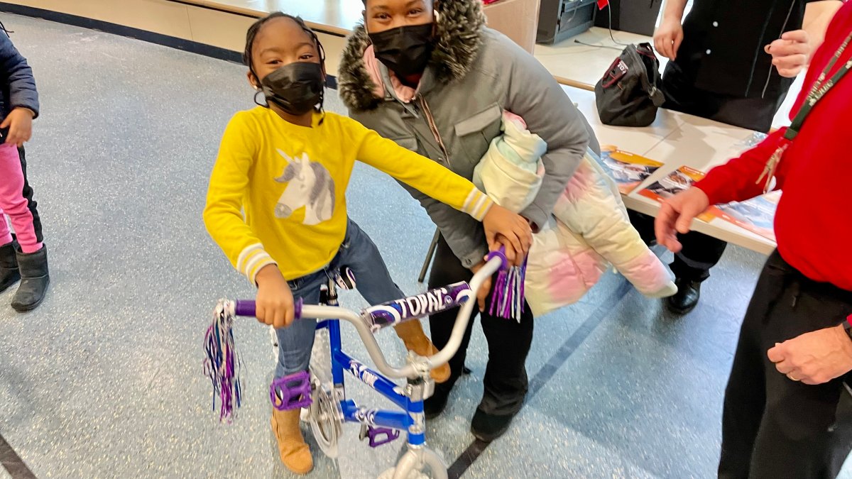 Hartford Teachers Build Bikes for Students - Vimarsana News