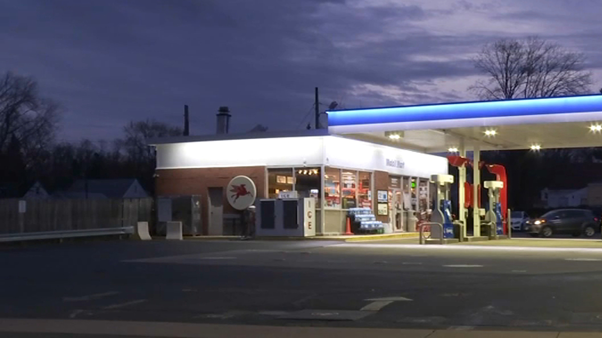 man-shot-while-pumping-gas-in-manchester-police-nbc-connecticut