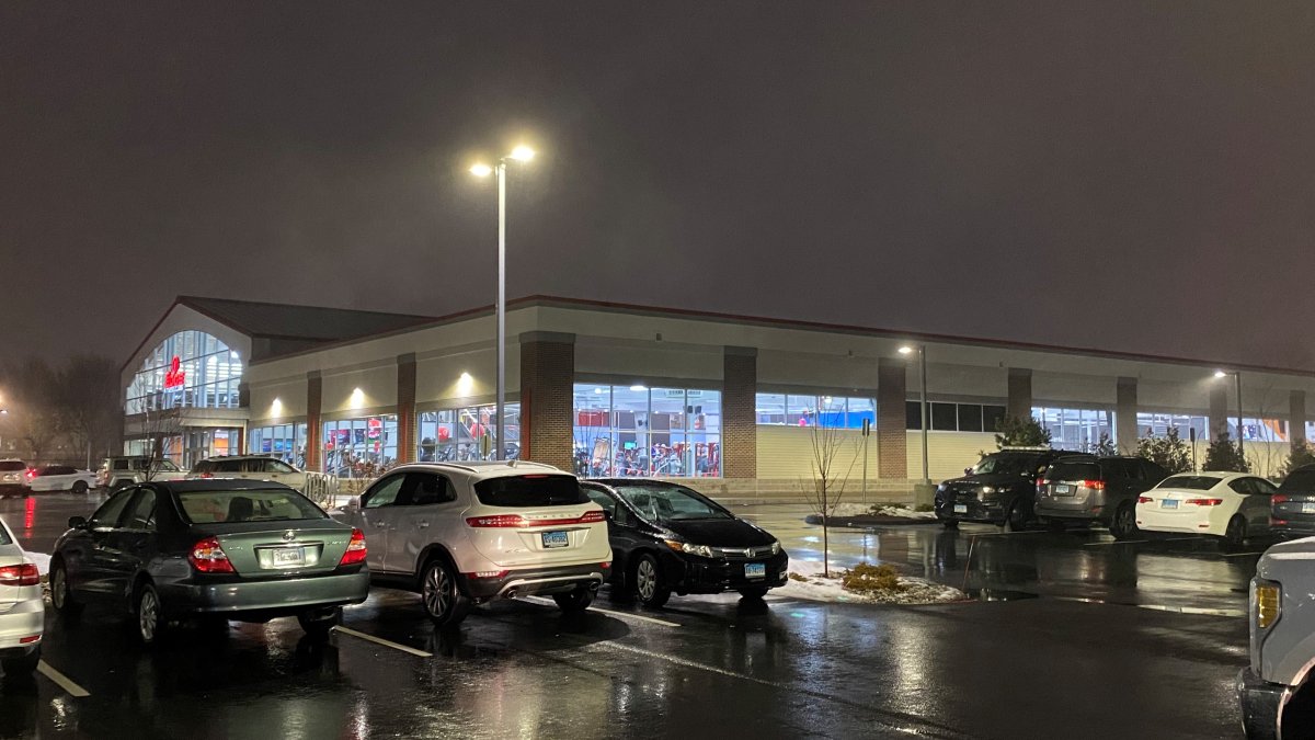 Several Car BreakIns Reported at The Edge Fitness in Glastonbury NBC