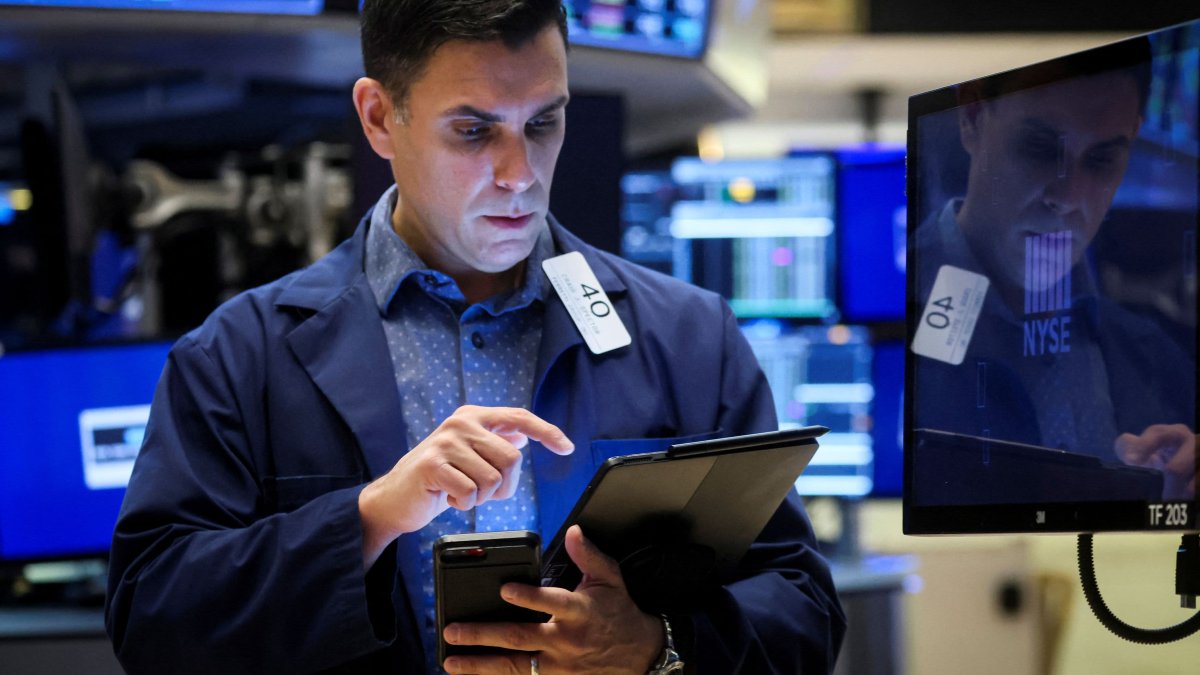 How Investors Are Leveraging ETFs to Trade the Russia-Ukraine Conflict - Vimarsana News