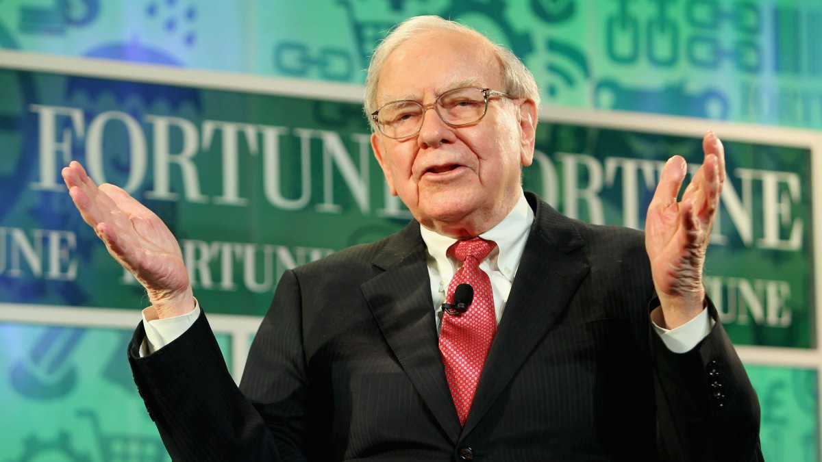 Berkshire Hathaway Shares Topped $500,000 Each—Here's Why Warren Buffett Says He'll Never Split the Stock - Vimarsana News