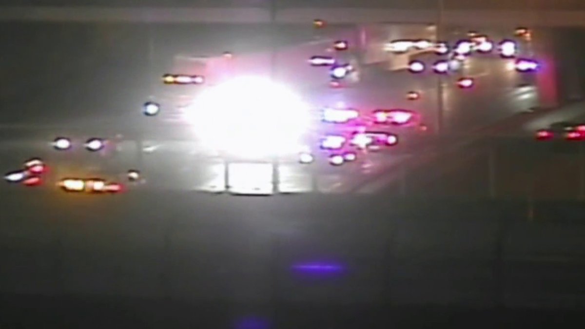 Multi-Vehicle Crash Closes Part of I-84 West in Hartford – NBC Connecticut