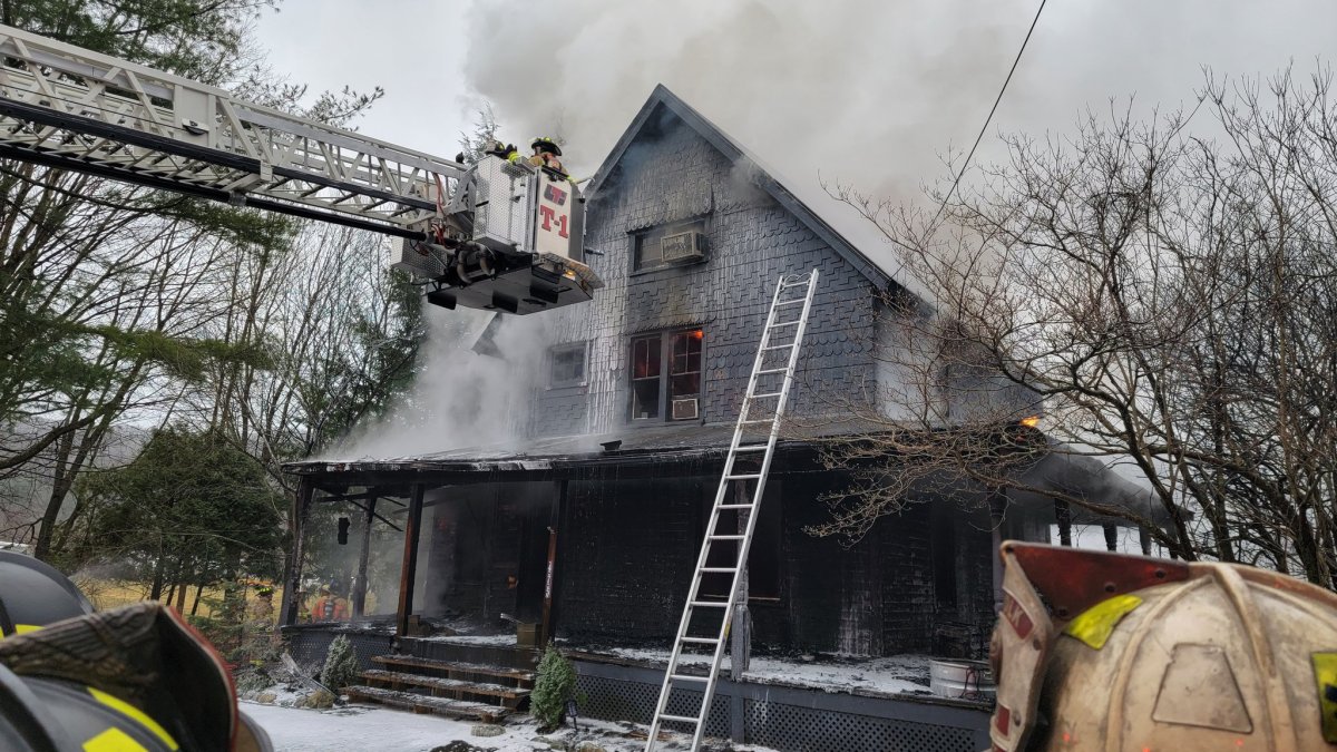 Crews Battle House Fire in Salisbury NBC Connecticut