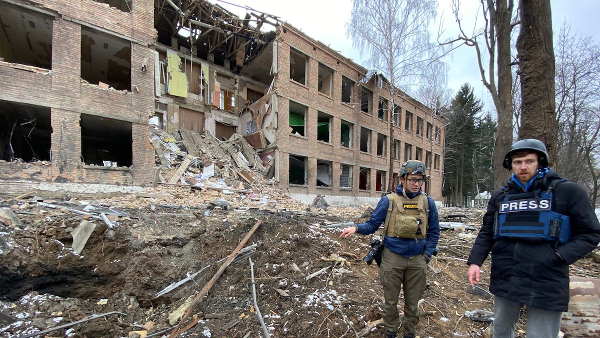 Death of Fox Journalists in Ukraine Underscores Dangers of Covering War – NBC Connecticut - Vimarsana News