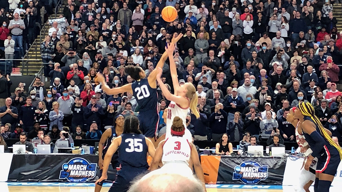UConn Womens Basketball Team Gets Send-Off Today to Final Four