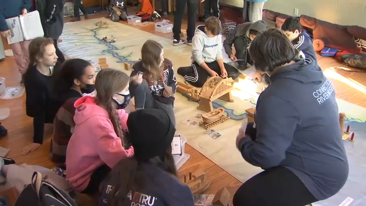 Local Program Introduces Students to River History - Vimarsana News