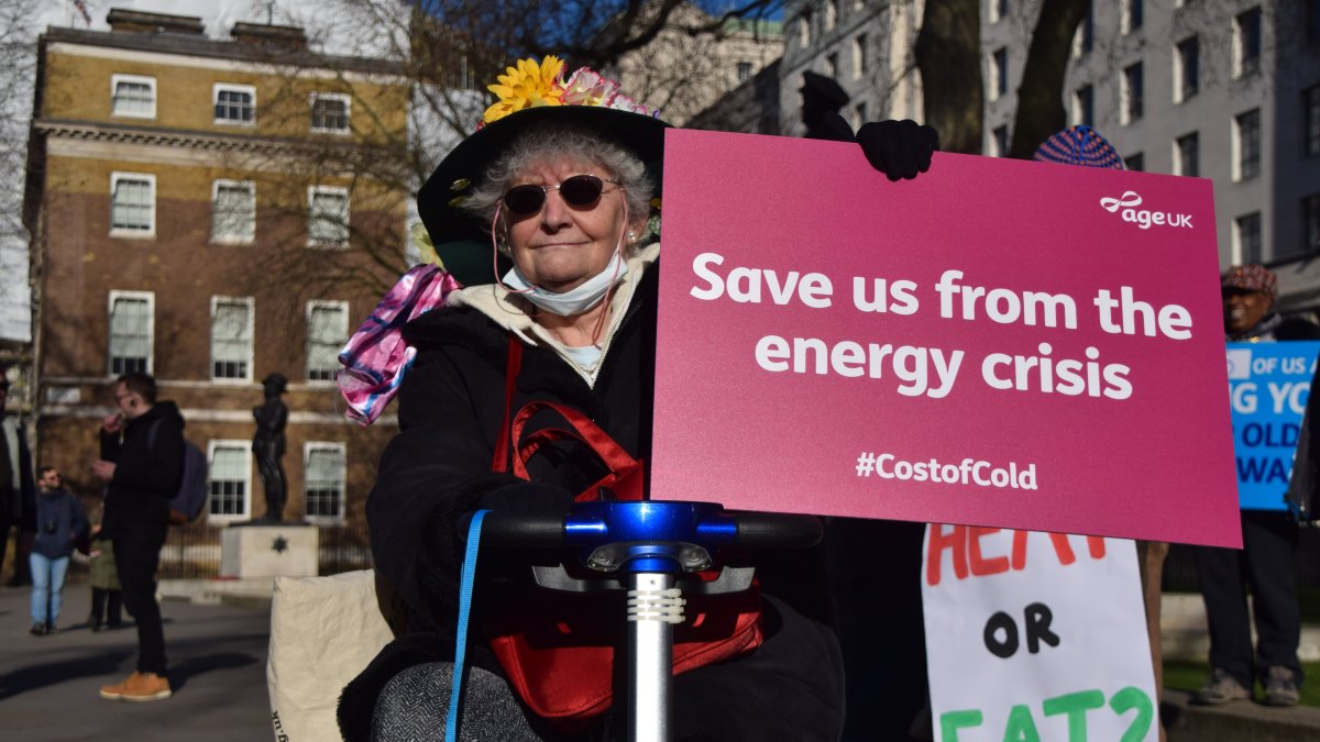 Millions of Brits Plunged Into 'Fuel Poverty' on Friday as Household Energy Bills Surge – NBC Connecticut - Vimarsana News