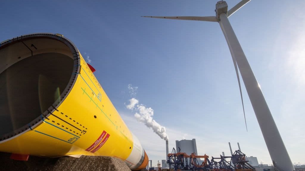 The Race to Roll Out 'Super-Sized' Wind Turbines Is on – NBC Connecticut - Vimarsana News