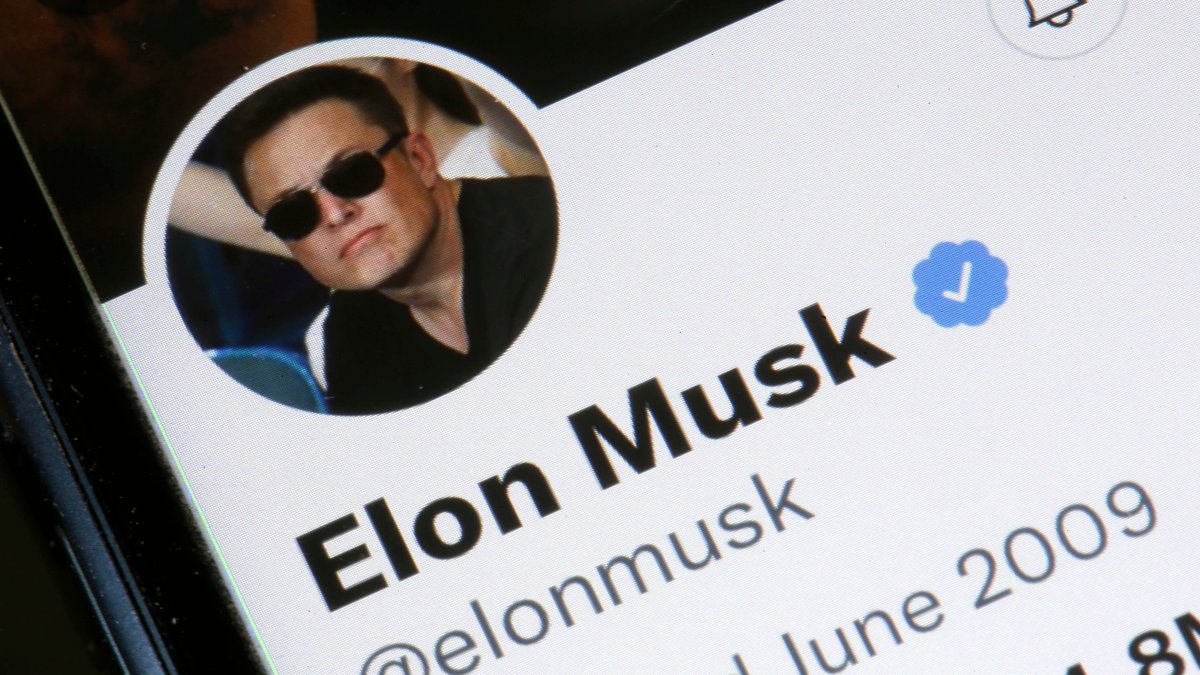 Elon Musk Just Bought Twitter. Now What? - Vimarsana News