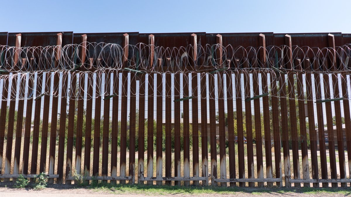 Judge Halts Preparations for End of US Asylum Limits - Vimarsana News