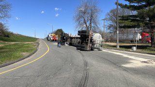 Tanker rollover in North Haven