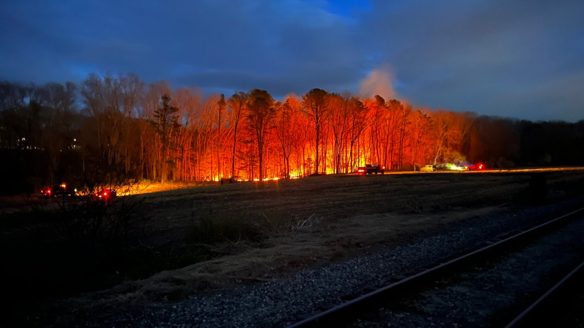 Firefighters Battle 3-Acre Brush Fire in Lisbon – NBC Connecticut