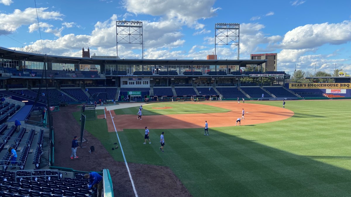 Thousands Come Out to Watch the Yard Goats at Dunkin' Donuts Park – NBC  Connecticut