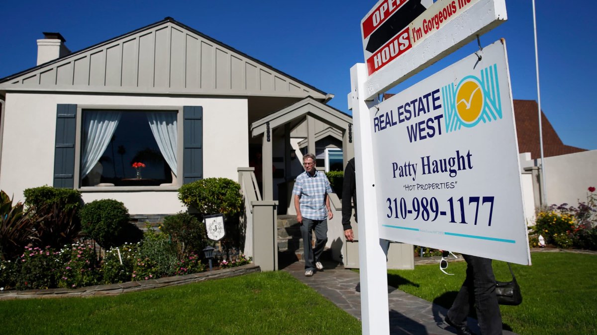 Home Affordability at 2007 Bubble Levels, But Crash Is Unlikely: Blackstone's Joe Zidle - Vimarsana News