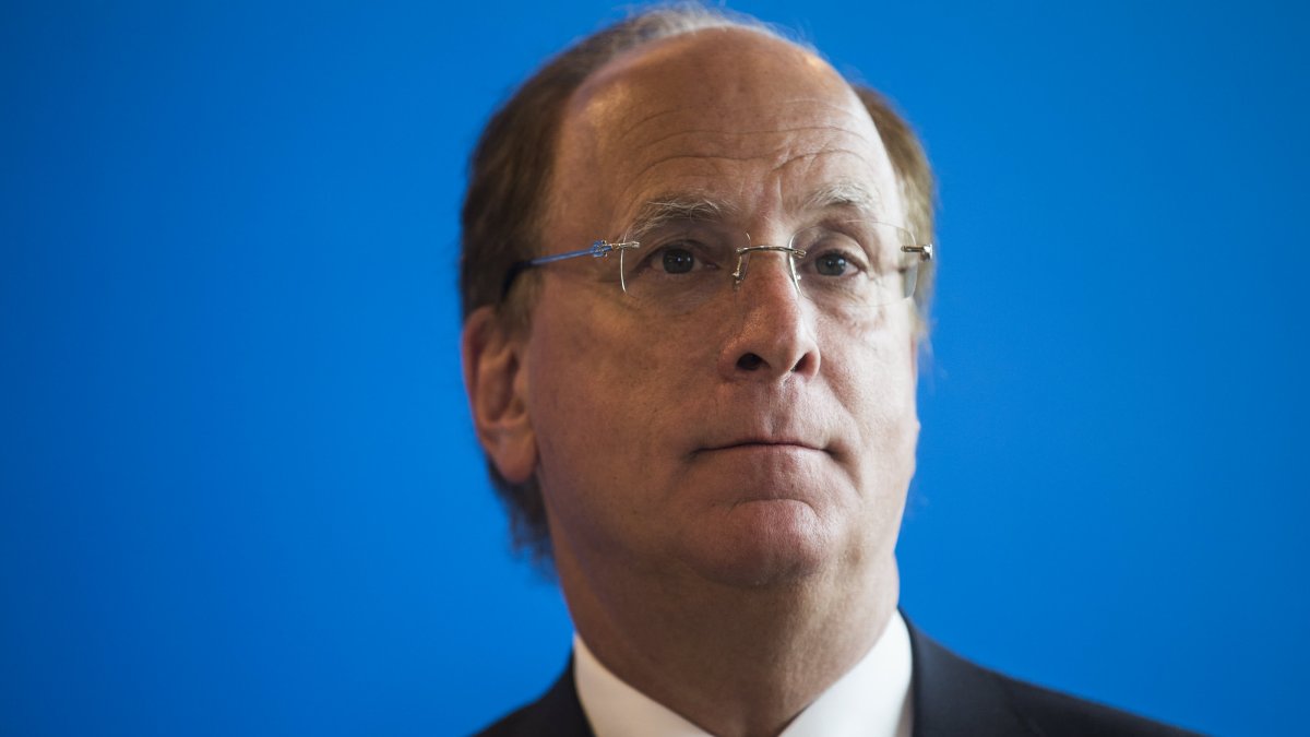 Blackrock to Vote for Fewer Climate Shareholder Provisions in 2022 Than 2021 - Vimarsana News
