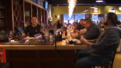 CT Restaurants Prepare for Mother's Day Amid Uptick in COVID-19 Cases