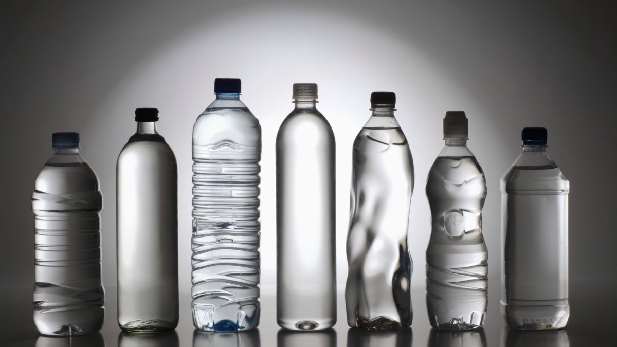 Bottled drinking water contains a quarter million invisible nanoplastic particles, scientists find – NBC Connecticut - Vimarsana News