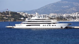$325 Million Yacht Seized From Russian Oligarch Suleiman Kerimov Sails to U.S. After Fiji Court Ruling