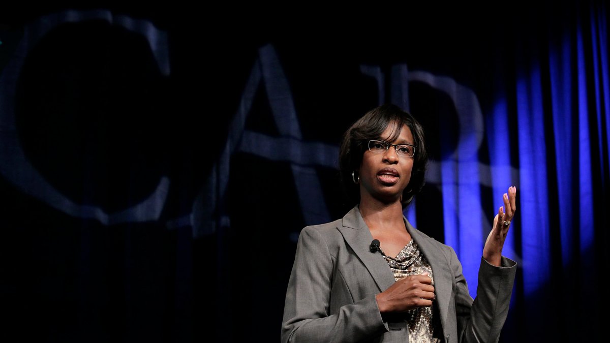 Amazon Loses Two Black Executives, Including One on Leadership Team - Vimarsana News