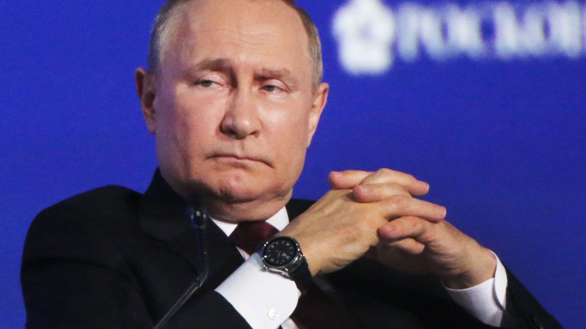 Russia Calls NATO Expansion Deal ‘Destabilizing'; Ukraine Releases Footage of Deadly Mall Strike