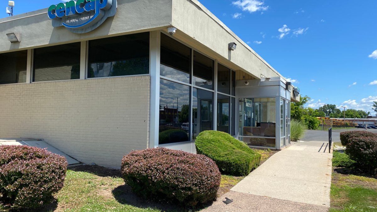 2 in Custody After Bank Robbery in Hartford – NBC Connecticut