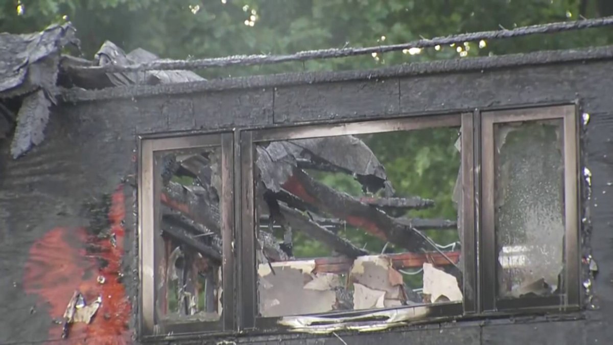 3 People Displaced, 1 Firefighter Injured After House Fire in Waterbury ...