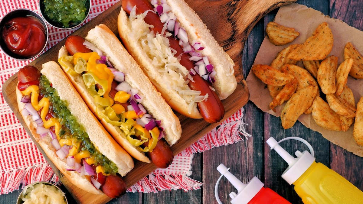 National Hot Dog Day 2022: Where to Score Free Hot Dogs and More – NBC Connecticut - Vimarsana News