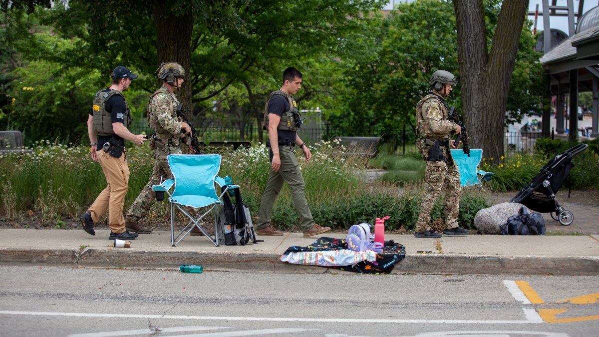 Suspect in July Fourth Parade Mass Shooting Arrested – NBC Connecticut - Vimarsana News