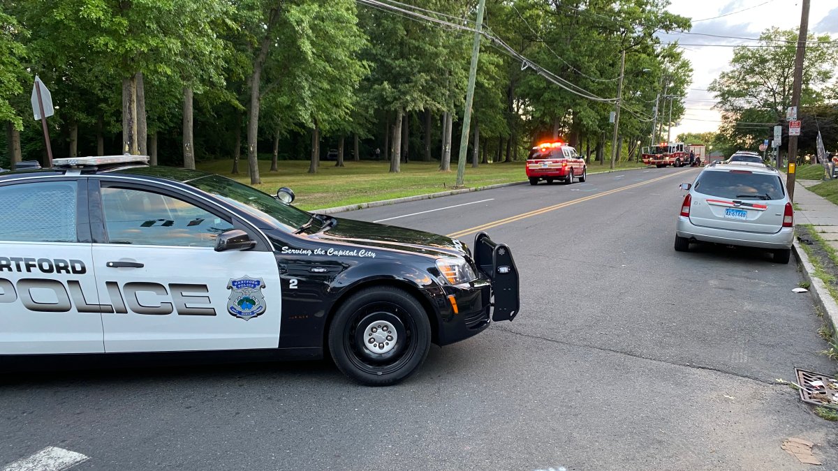 Police Investigate Car on Fire in the Woods in Hartford – NBC Connecticut