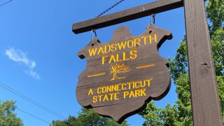 Wadsworth Falls sign