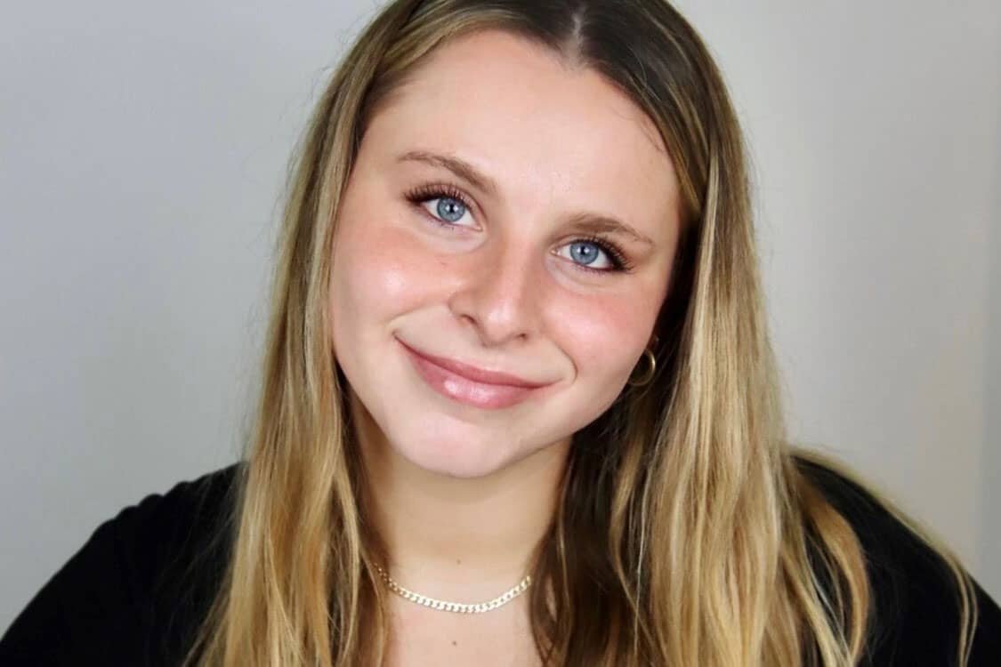 How to Become an Influencer on TikTok Or Instagram - Vimarsana News