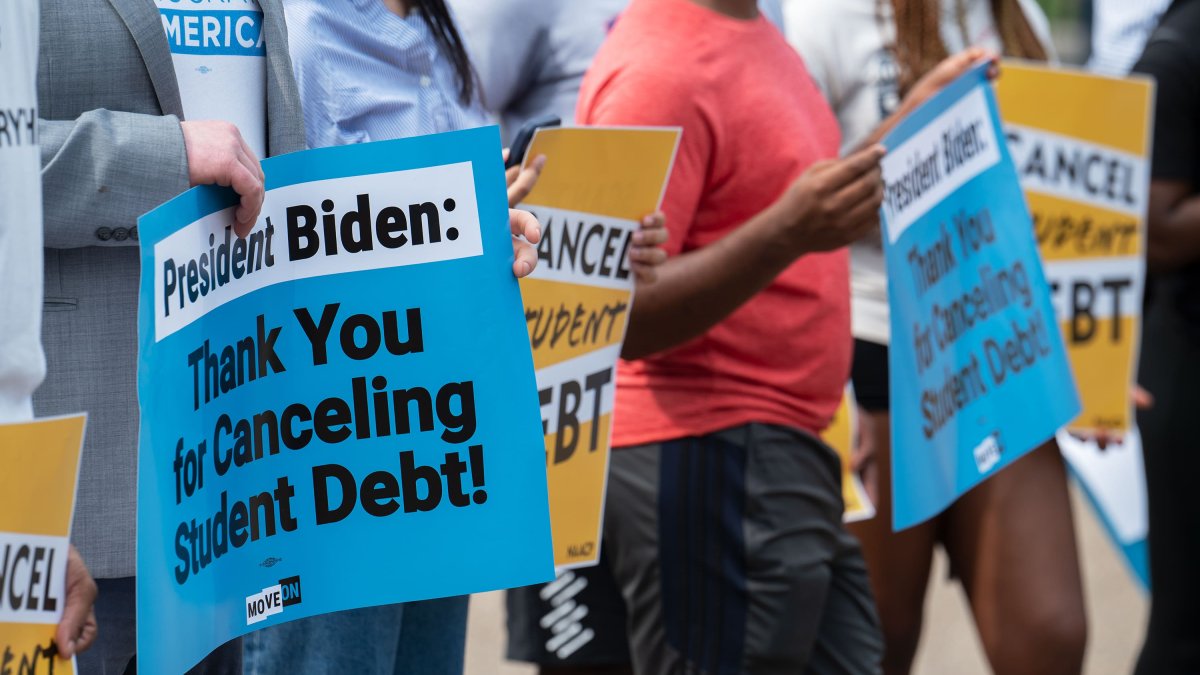 Education Dept. Is Exploring Strategies to Help 5 Million 'Overlooked Borrowers' Excluded From Student Loan Forgiveness – NBC Connecticut - Vimarsana News