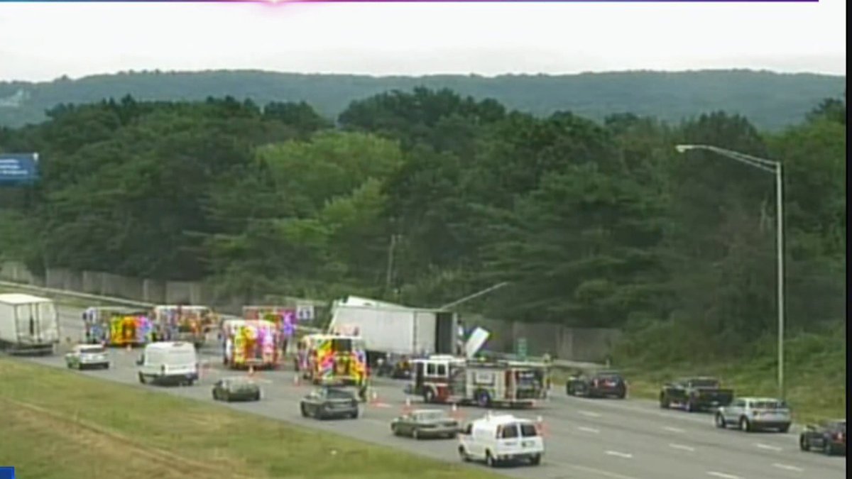 One Injured After Truck Crash on I-84 East in Vernon – NBC Connecticut
