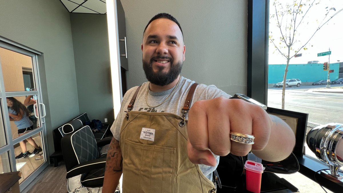 Texas Families Cross Paths After Wedding Ring Found in Florida – NBC Connecticut - Vimarsana News