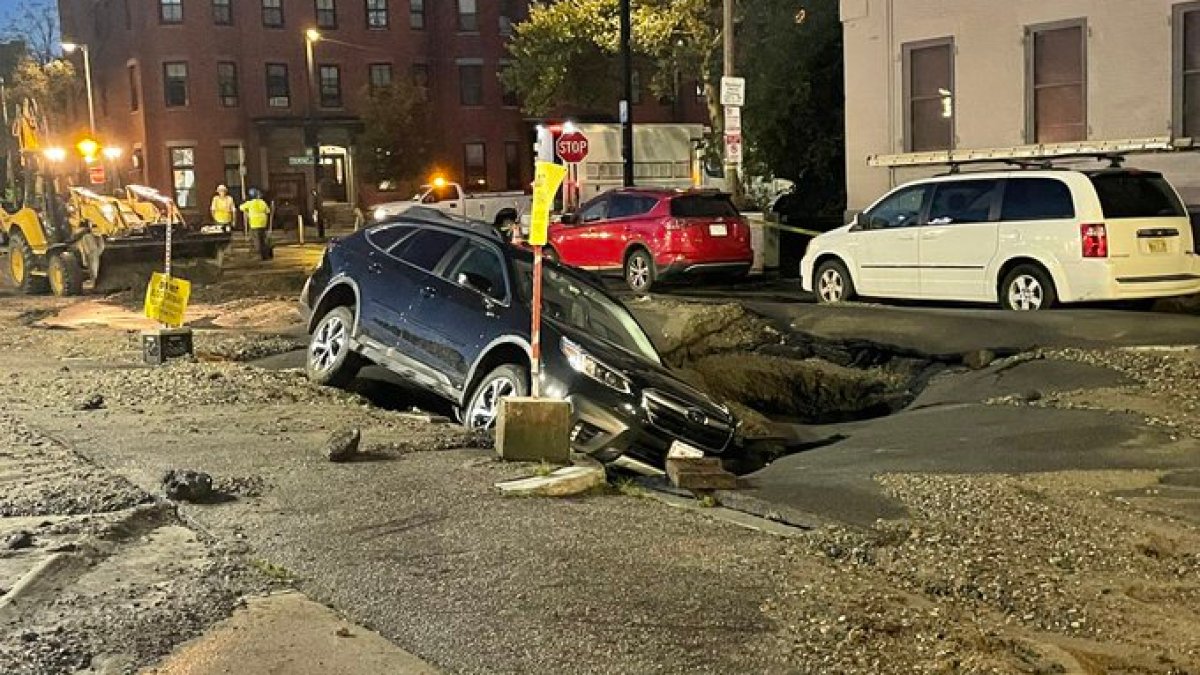 Boston Tremont Street Water Main Break, Sinkhole – NBC Connecticut
