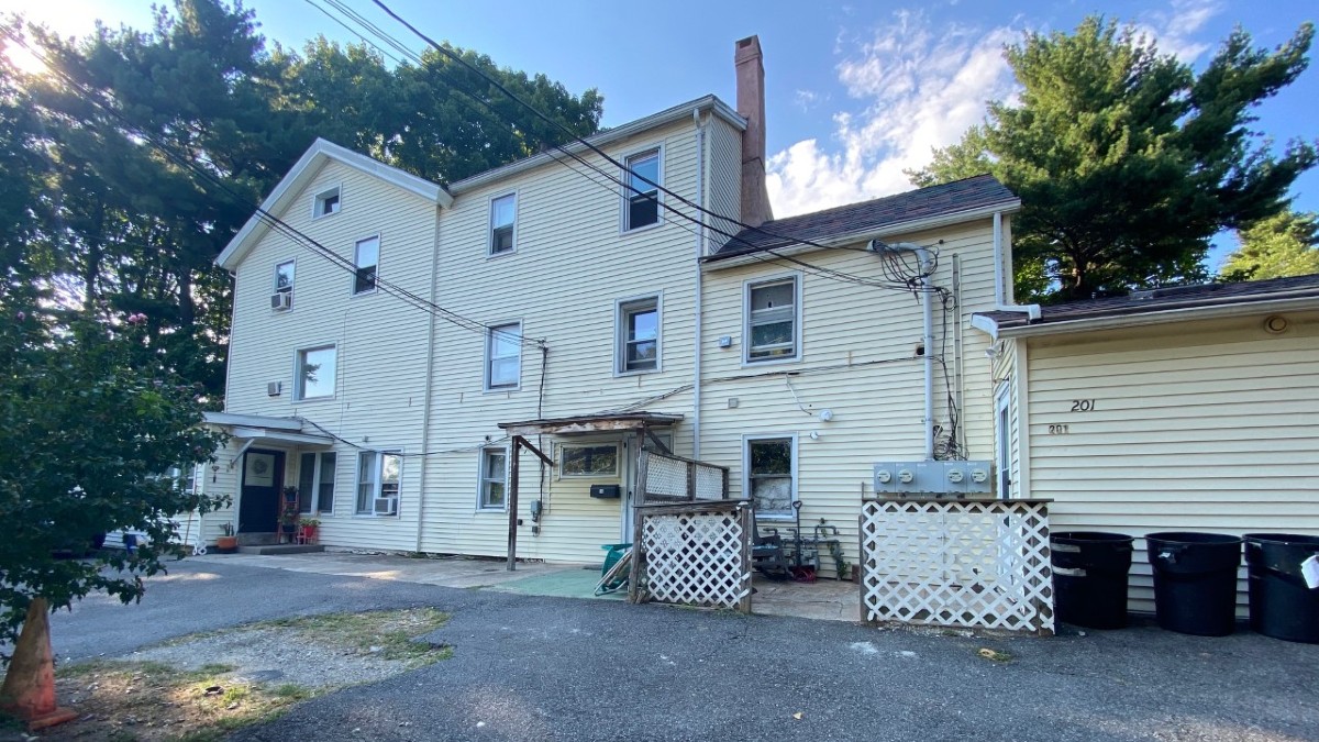 Jeffrey Epstein Mentor Steven Hoffenberg Found Dead in Connecticut