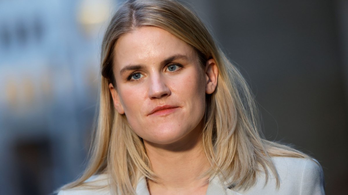 Facebook Whistleblower Frances Haugen Launches Nonprofit to Make Social Media Healthier - Vimarsana News