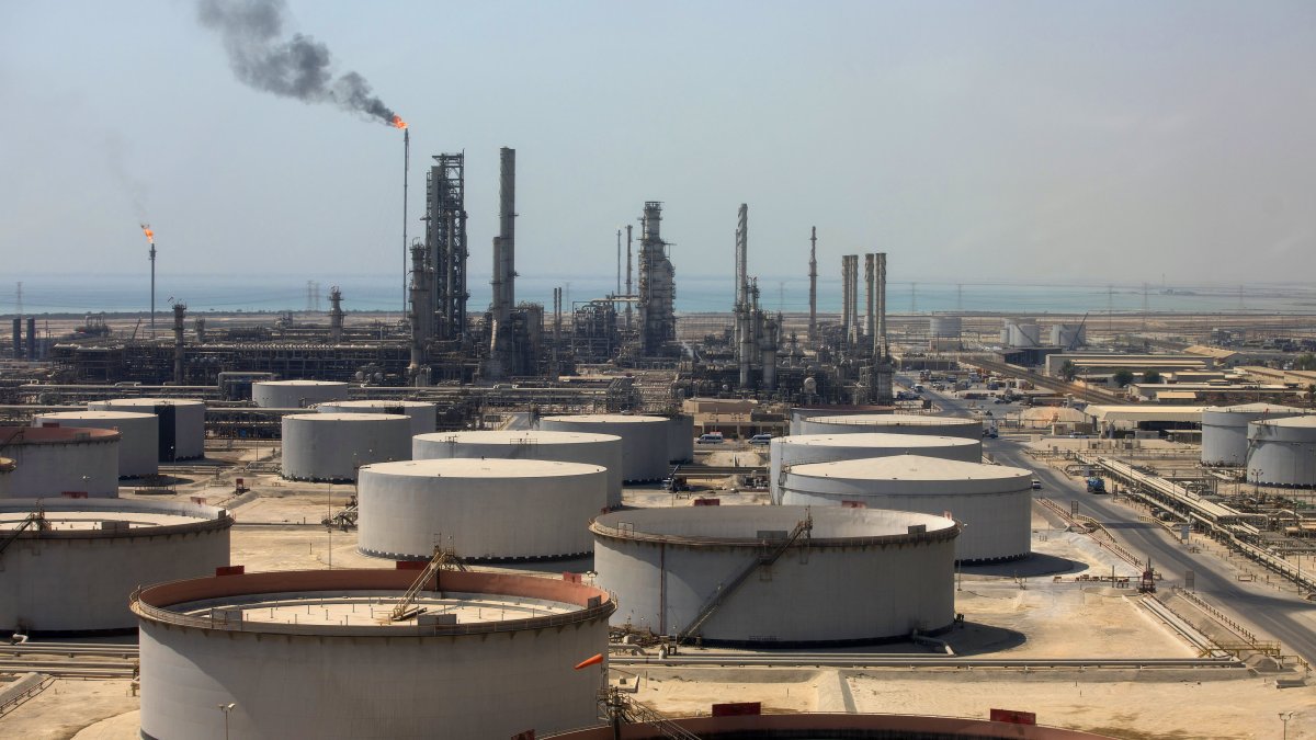 OPEC+ Output Cut Is Mostly a 'Political Snub' and Sends Symbolic Message, Analysts Say – NBC Connecticut - Vimarsana News