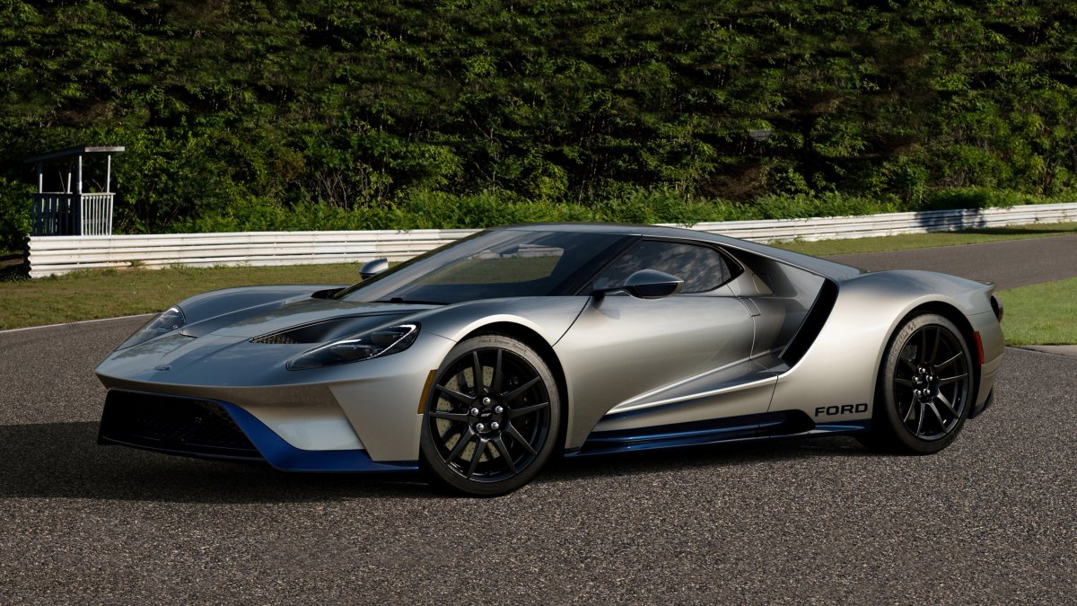 Ford to End Production of $500,000 GT Supercar With Special Edition - Vimarsana News
