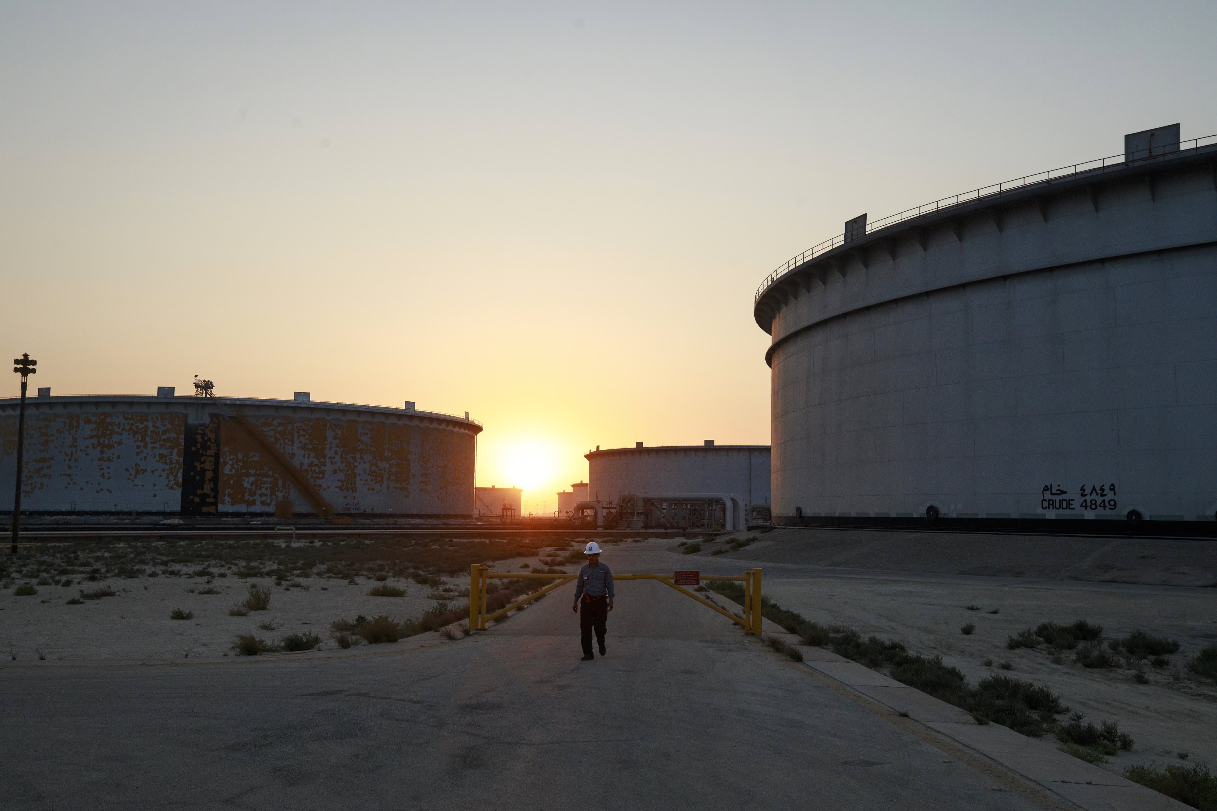 Why the Oil Trade May Have More Juice Despite a Losing Week - Vimarsana News