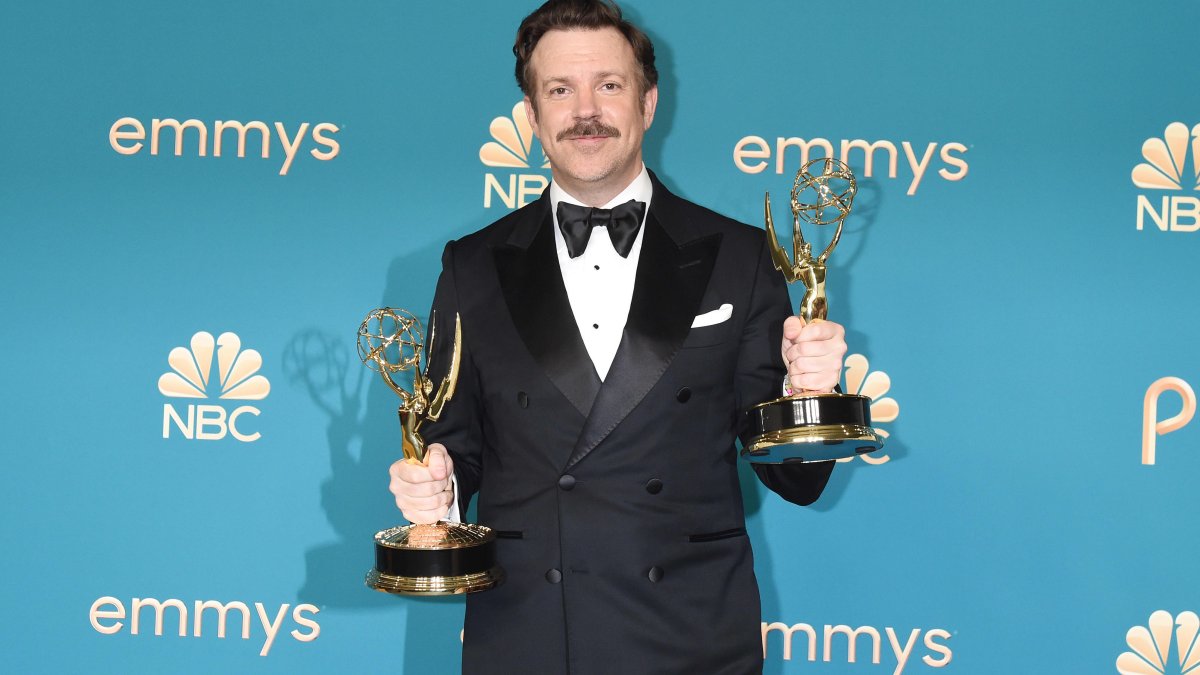 'Ted Lasso' Star Jason Sudeikis on the Two Rules That Have Helped Him Achieve His Dream Career – NBC Connecticut - Vimarsana News