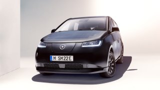 Inside the World’s First Affordable Solar-Powered Electric Vehicle: The $25,000 Sono Motors Sion