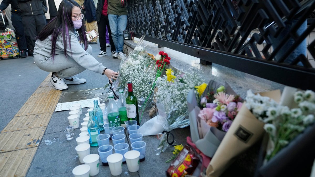 South Korea Mourns Over Halloween Crowd Surge That Killed 154 – NBC Connecticut - Vimarsana News