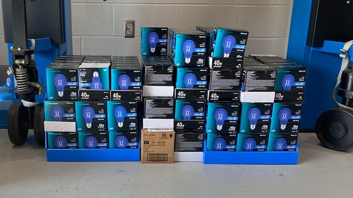 Bristol Residents Asked to Turn on Blue Lights as Way to Support Police