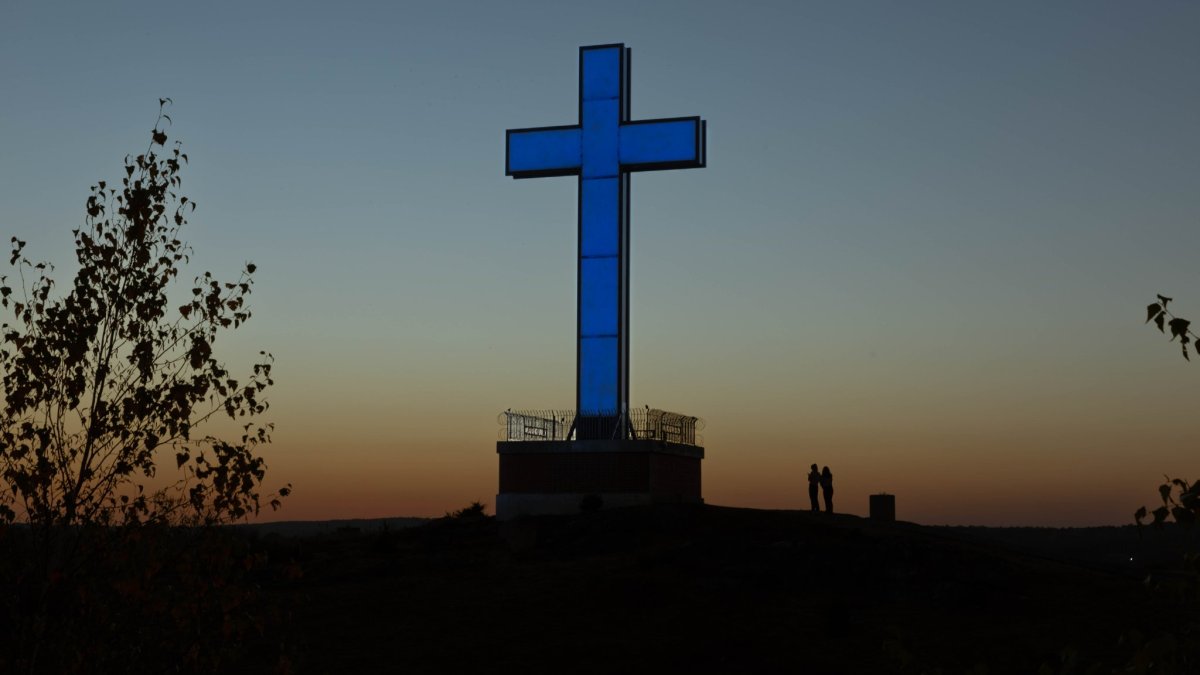 Cross at Holy Land in Waterbury Lit Up Blue to Honor Fallen Bristol