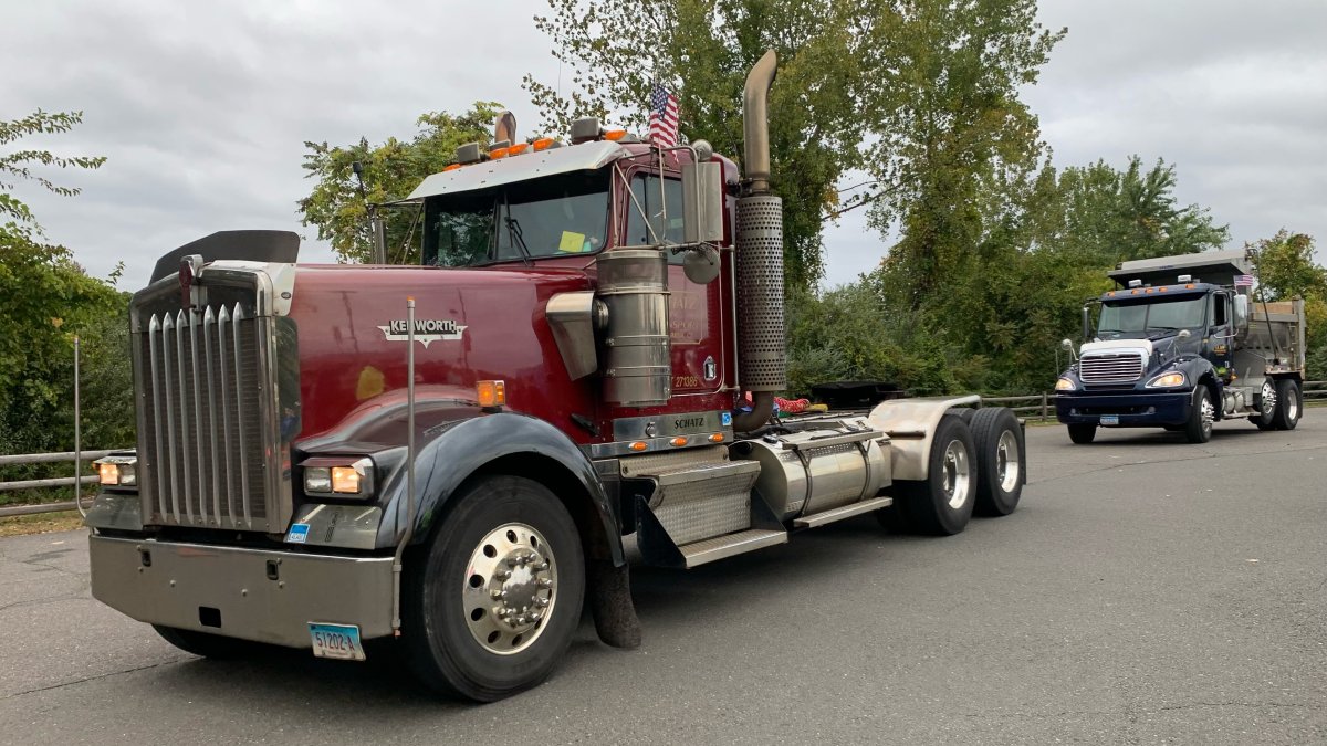 Hundreds of Trucks Participate in Annual Wishes on Wheels for MakeA